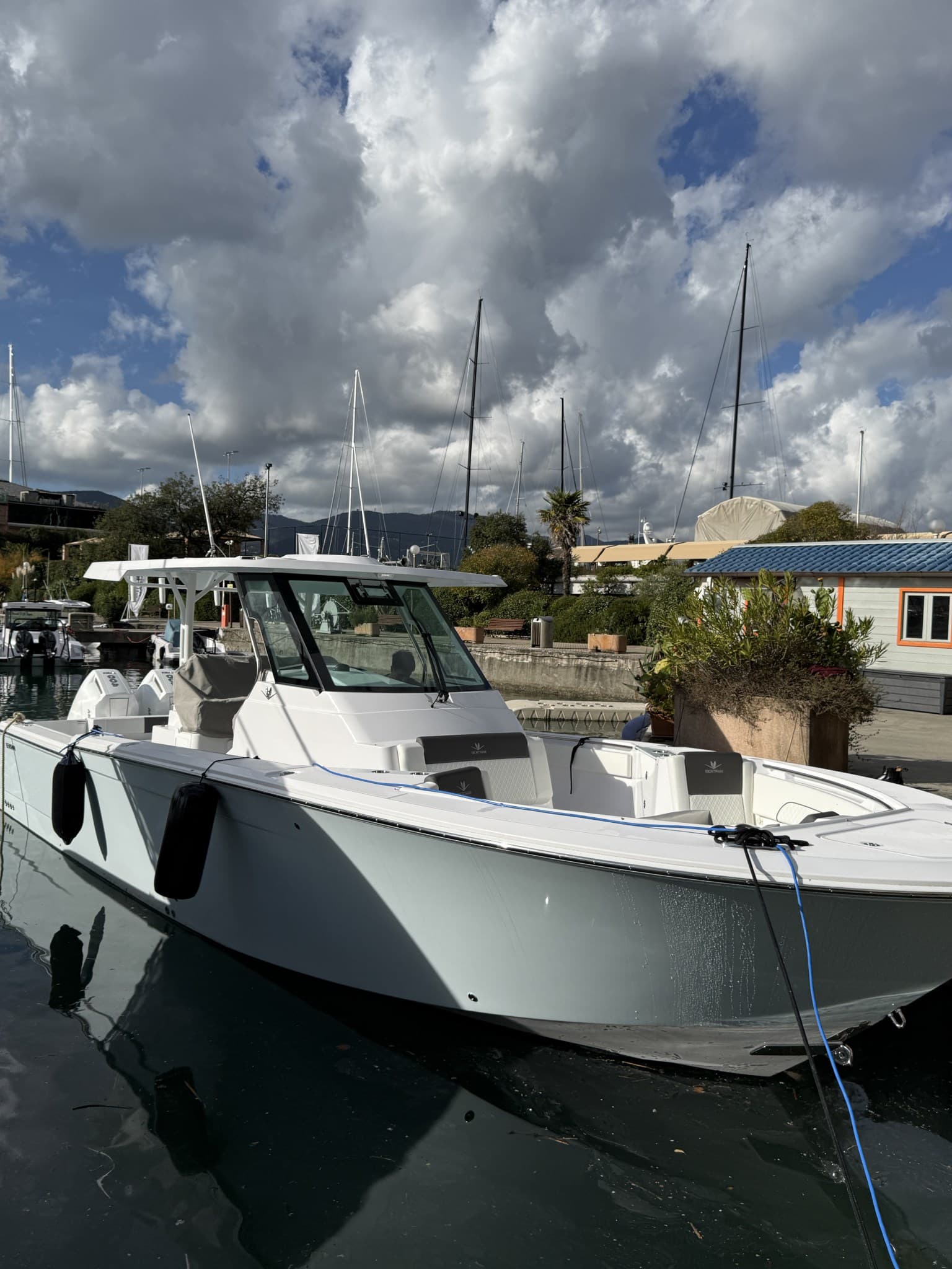 Bertram Yacht 34 Cc gebraucht - Detail 1