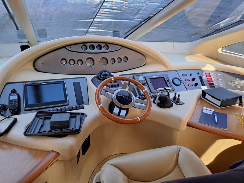 Azimut AZ 62 Fly Evolution usato - foto hero 7