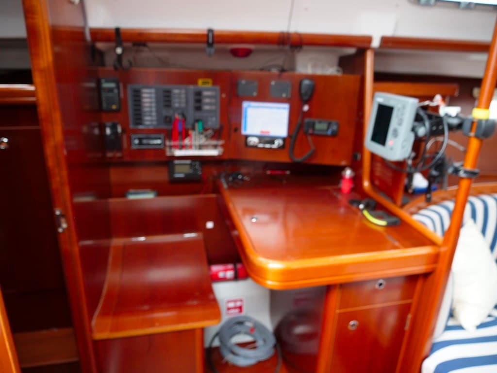 Beneteau Oceanis Clipper 393 usato - foto hero 10