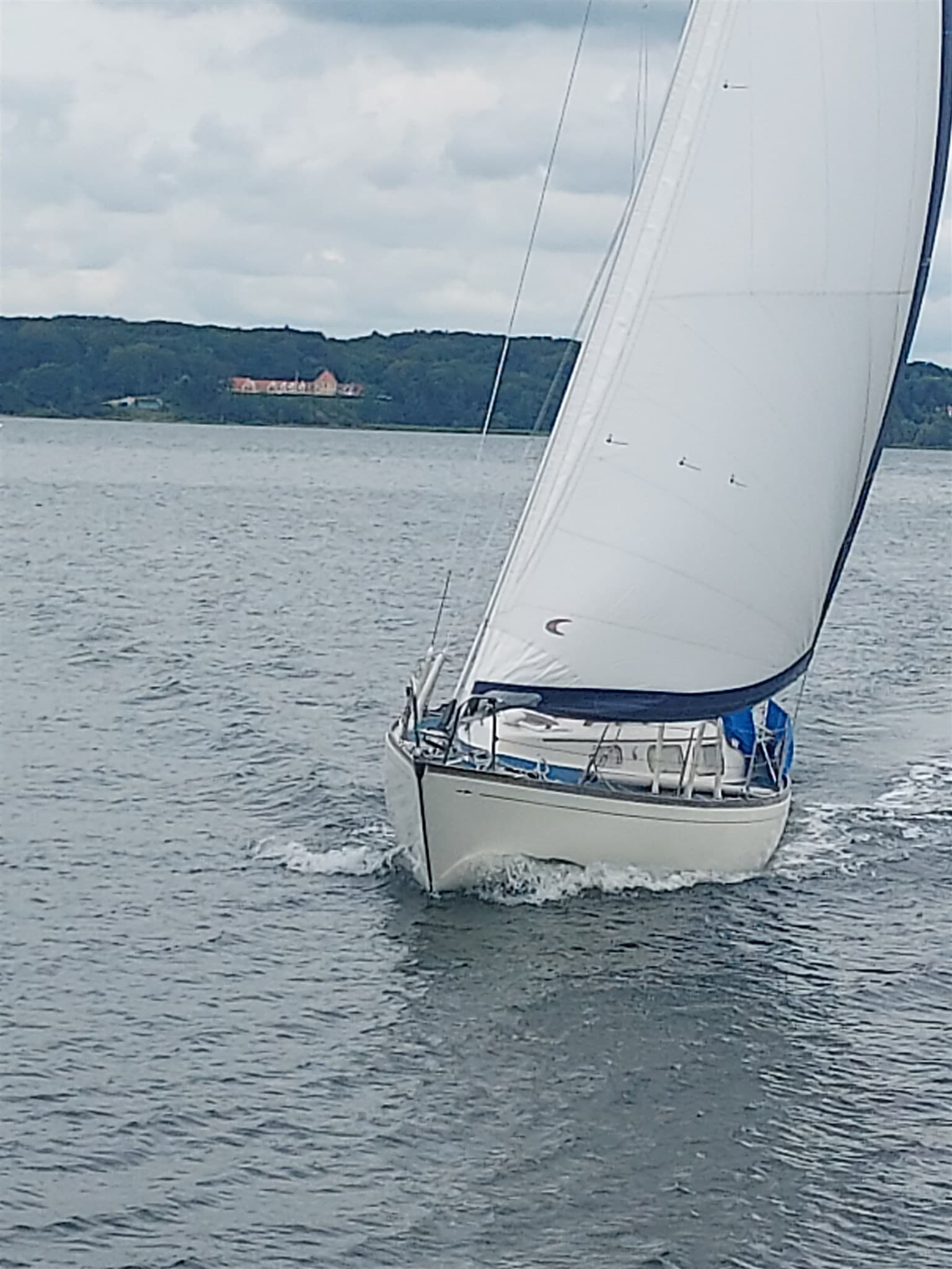Hallberg Rassy Mistrees 32 usato - foto hero 2
