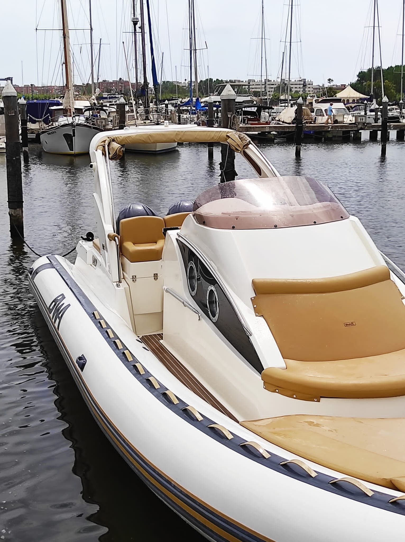 BWA 34 - Interior View BWA 34 - Interior View