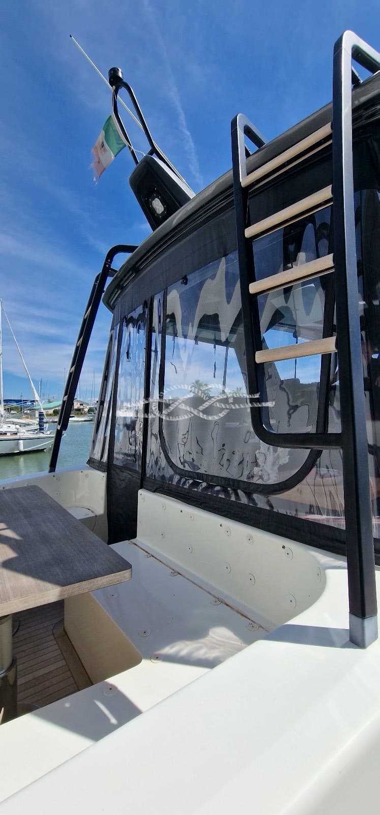 Bluegame Bg 62 - Deck View Bluegame Bg 62 - Deck View