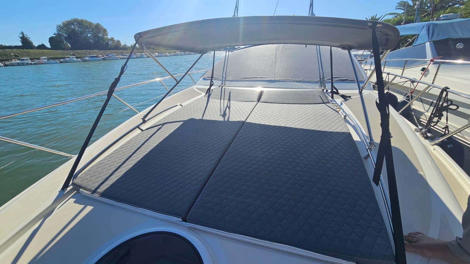 Atlantis Atlantis 55 - Detail View 1 Atlantis Atlantis 55 - Detail View 1