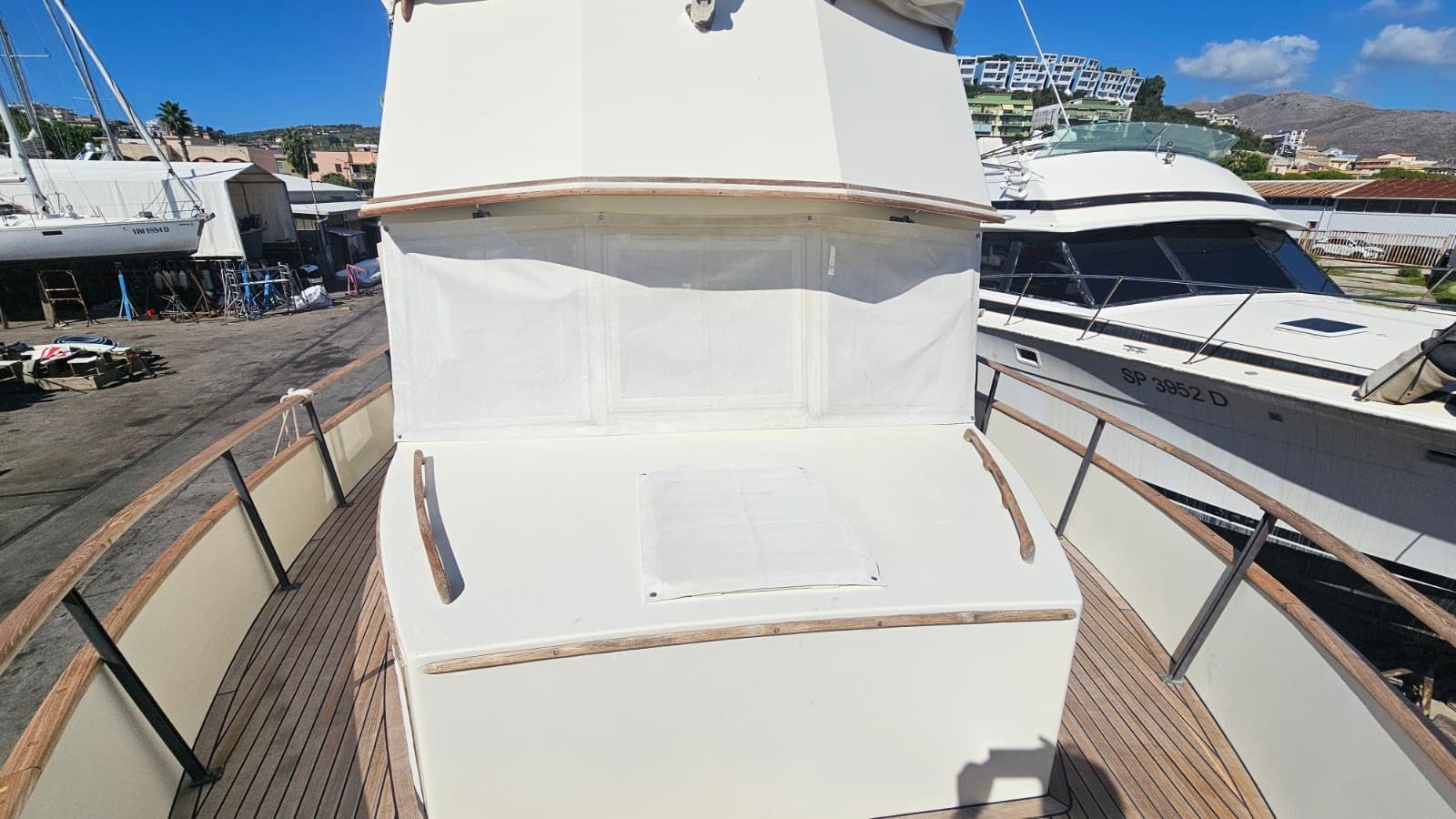 Grand Banks 42 - Interior View Grand Banks 42 - Interior View