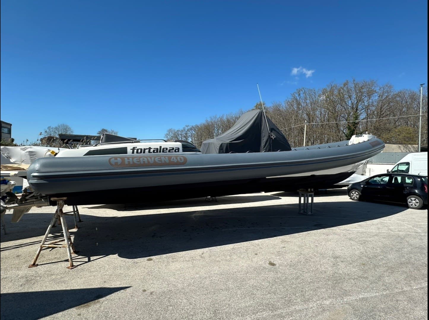 Heaven Heaven 40 - Main View Heaven Heaven 40 - Main View