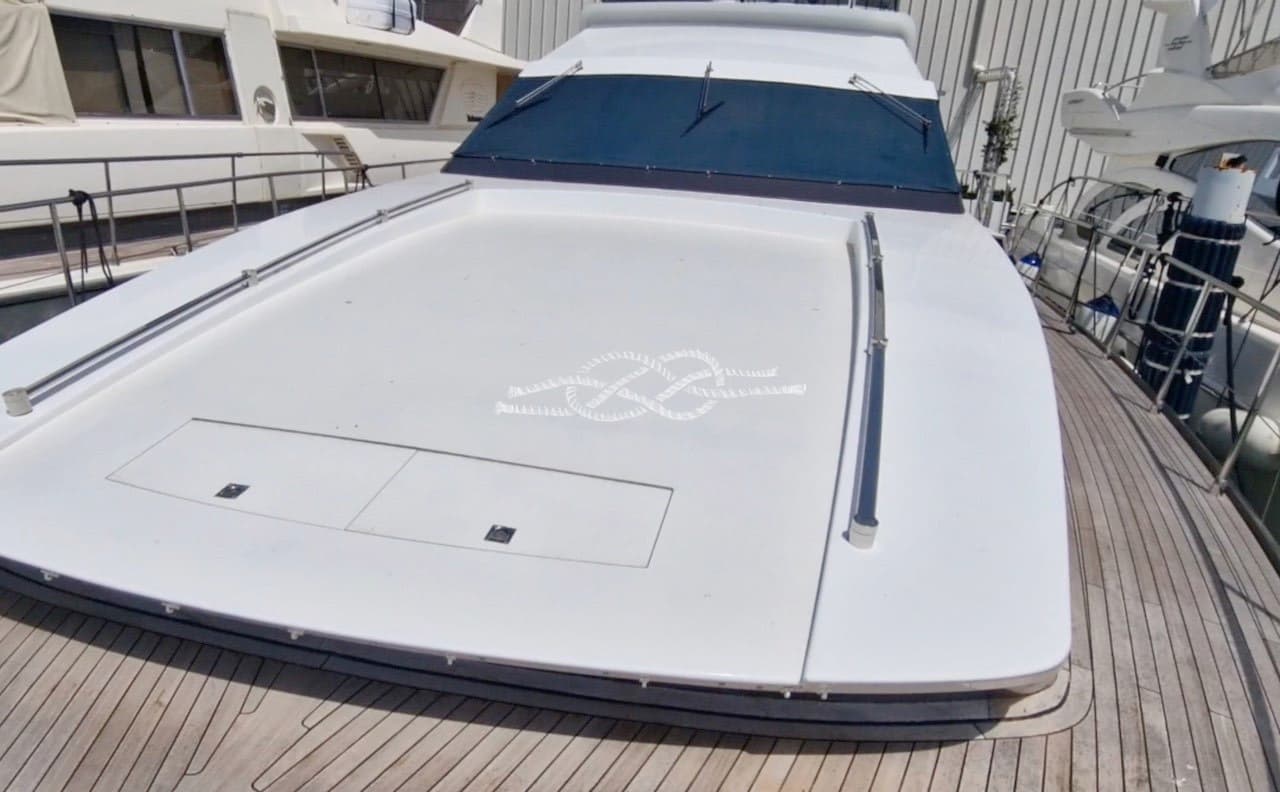 Cantieri di Pisa Akhir 18 F.B. - Deck View Cantieri di Pisa Akhir 18 F.B. - Deck View