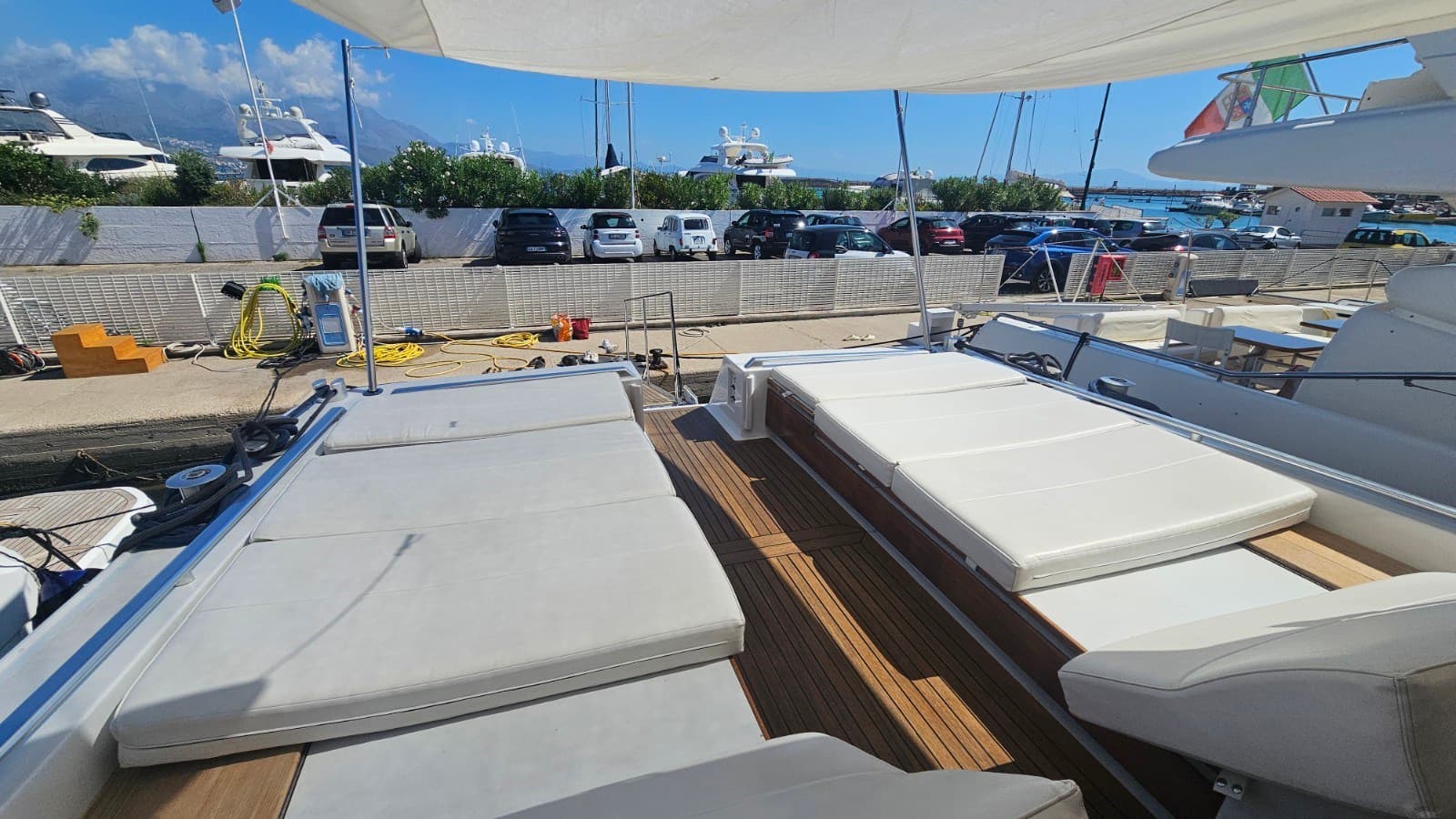 Maiora 75 Open - Deck View Maiora 75 Open - Deck View