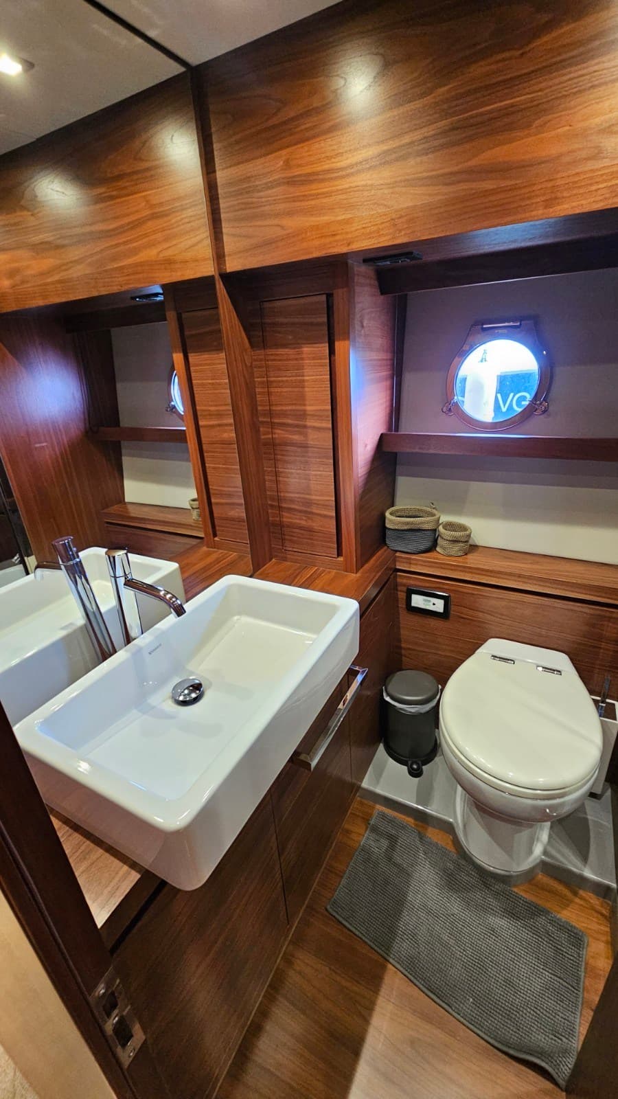 Sundeck Yachts 550 usato - foto hero 13