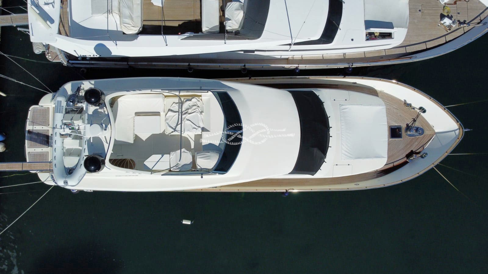 Canados Canados 72 - Detail View 1 Canados Canados 72 - Detail View 1