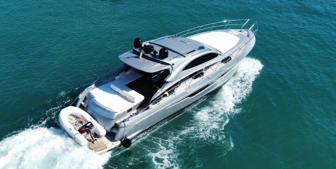 Rizzardi Infive - Detail View 1 Rizzardi Infive - Detail View 1