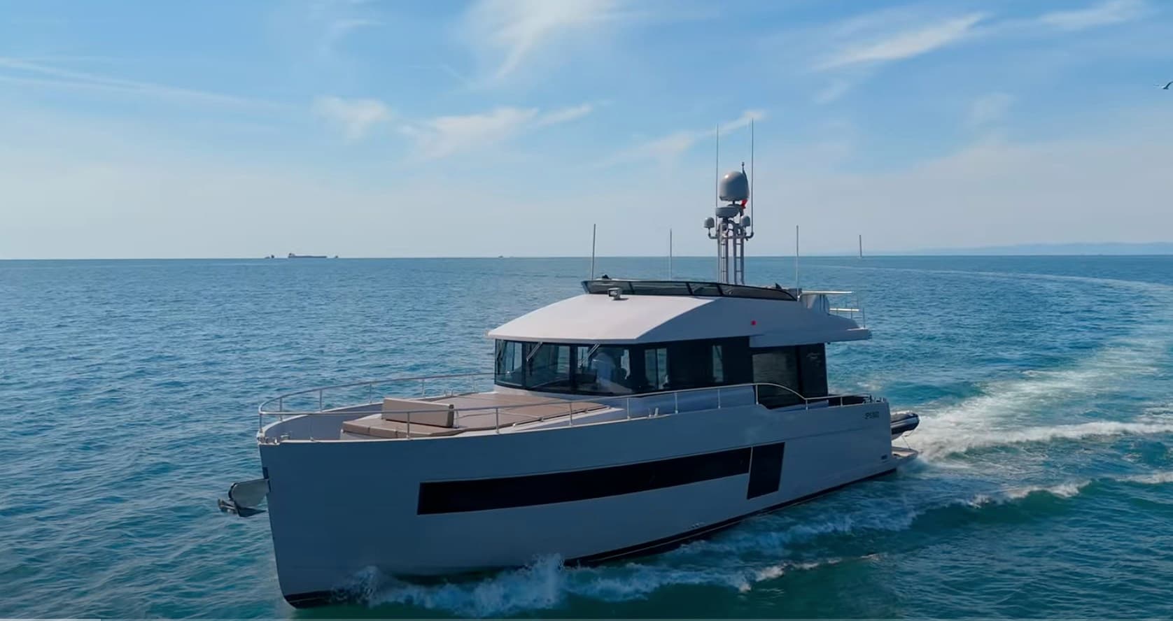 Sundeck Yachts 550 - Detail View 1 Sundeck Yachts 550 - Detail View 1