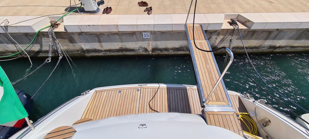 Princess Yachts V50 - Interior View Princess Yachts V50 - Interior View