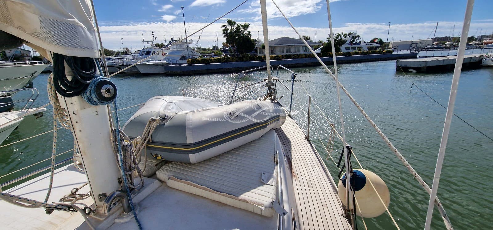 Franchini Yachts Adriatico 37 - Deck View Franchini Yachts Adriatico 37 - Deck View