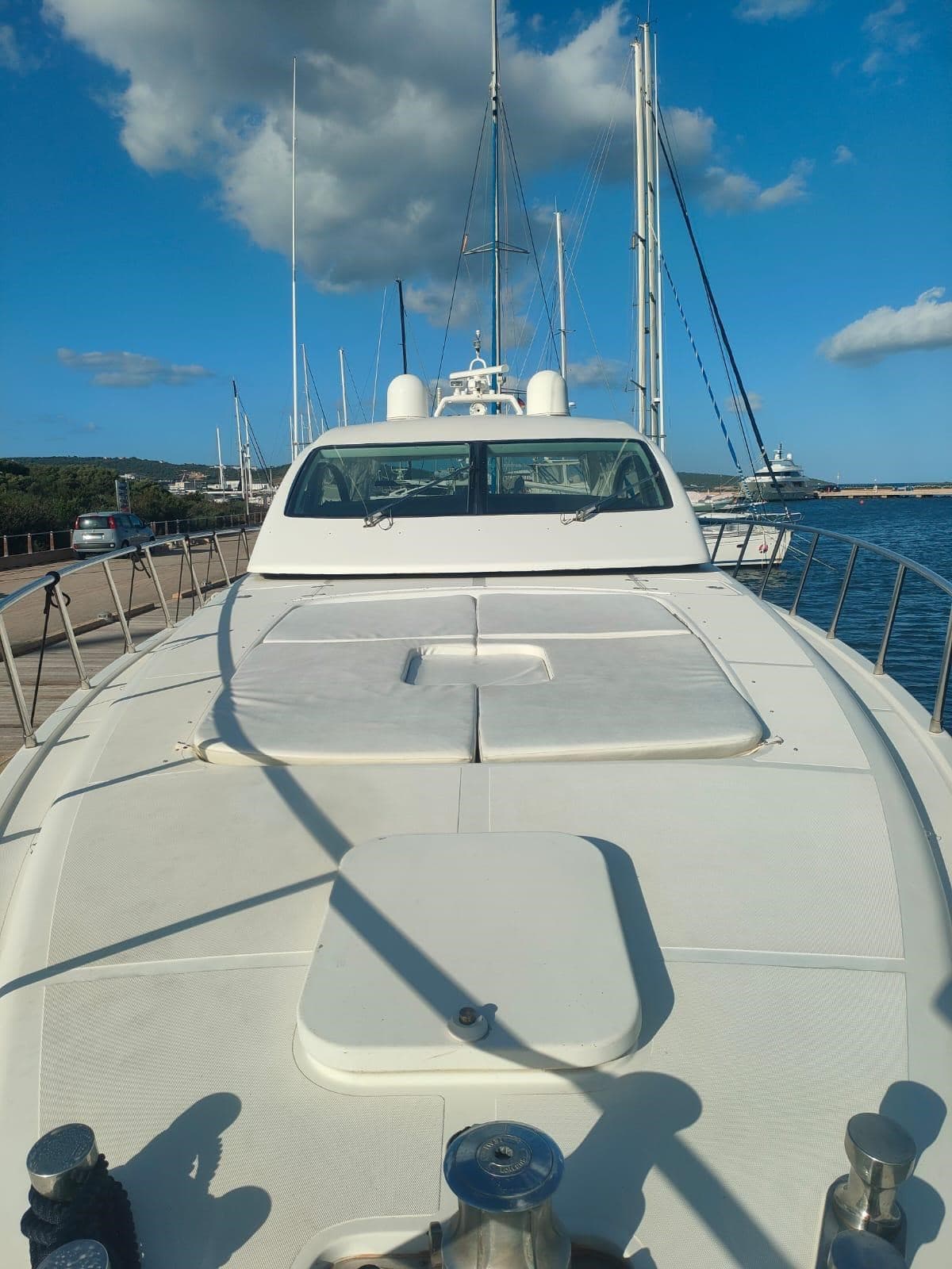 Overmarine 72 - Interior View Overmarine 72 - Interior View