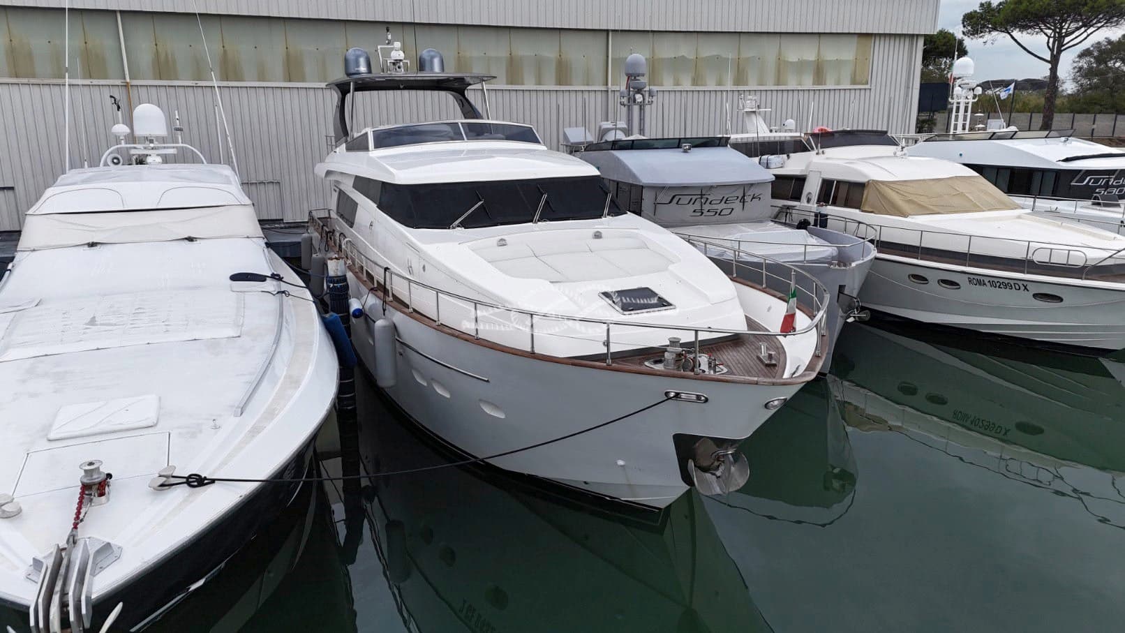 Sanlorenzo Sanlorenzo 72 - Detail View 1 Sanlorenzo Sanlorenzo 72 - Detail View 1