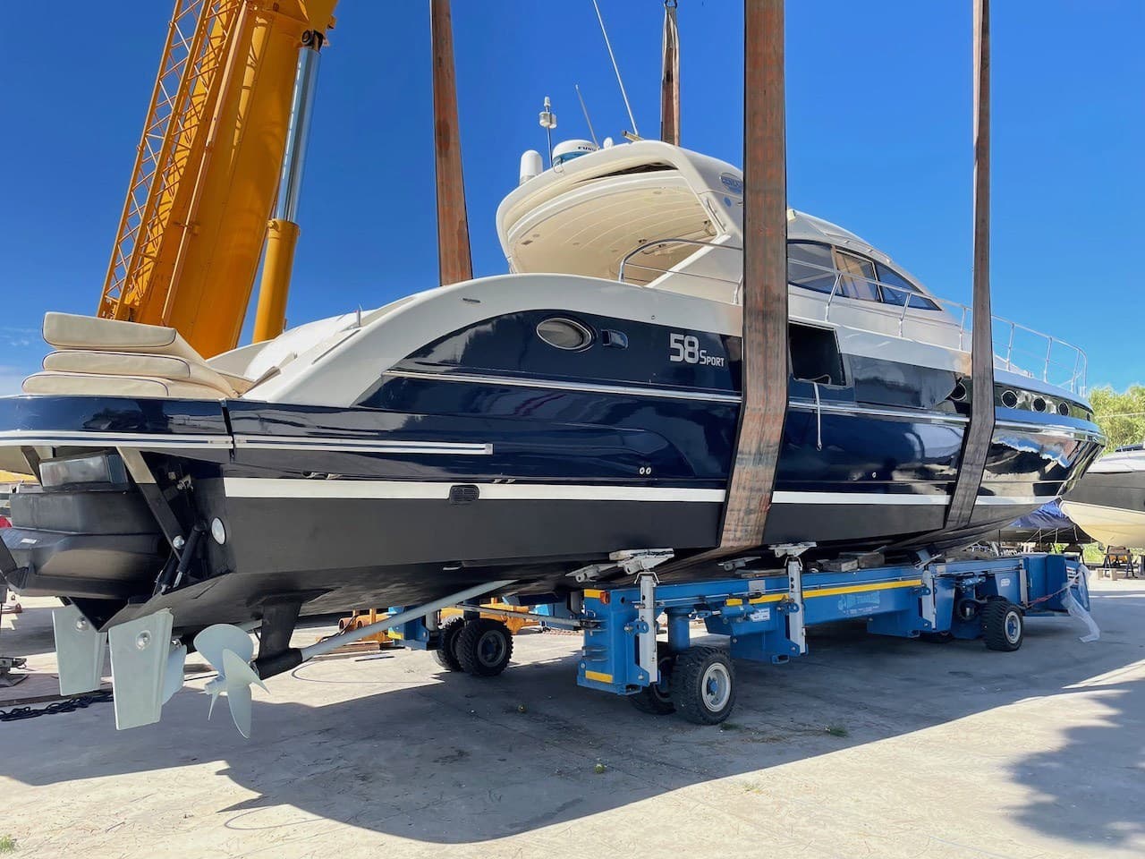 Conam 58 - Interior View Conam 58 - Interior View