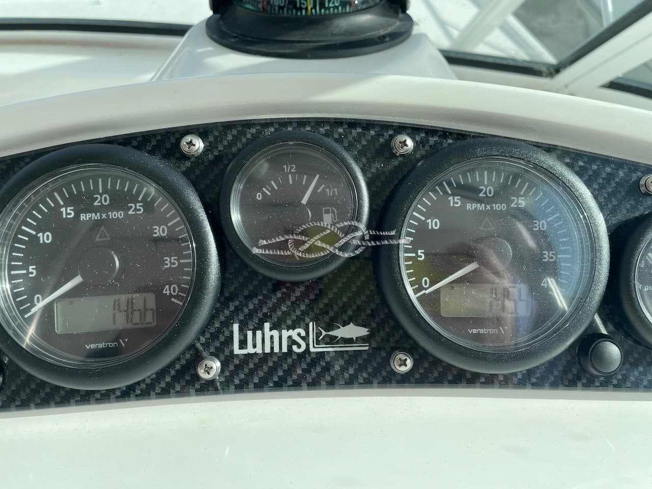 Luhrs 360 Open d'occasion - image hero 2