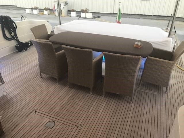 Rizzardi Technema 70 - Interior View Rizzardi Technema 70 - Interior View