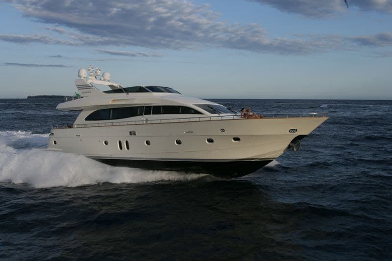 Canados 76 Charter usato - dettaglio 1