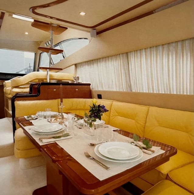 Ferretti 530 gebraucht - Hauptbild 6