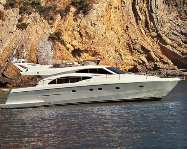 Ferretti 530 - Detail View 1 Ferretti 530 - Detail View 1