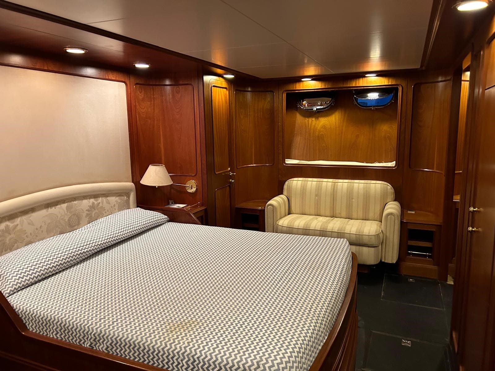 Sanlorenzo 82 - Deck View Sanlorenzo 82 - Deck View