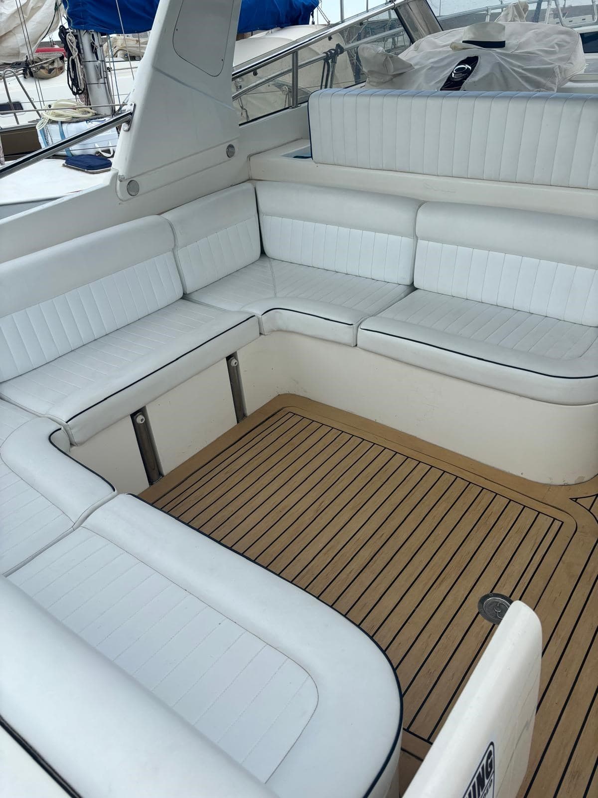 Gagliotta 42 Camaro Even - Deck View Gagliotta 42 Camaro Even - Deck View