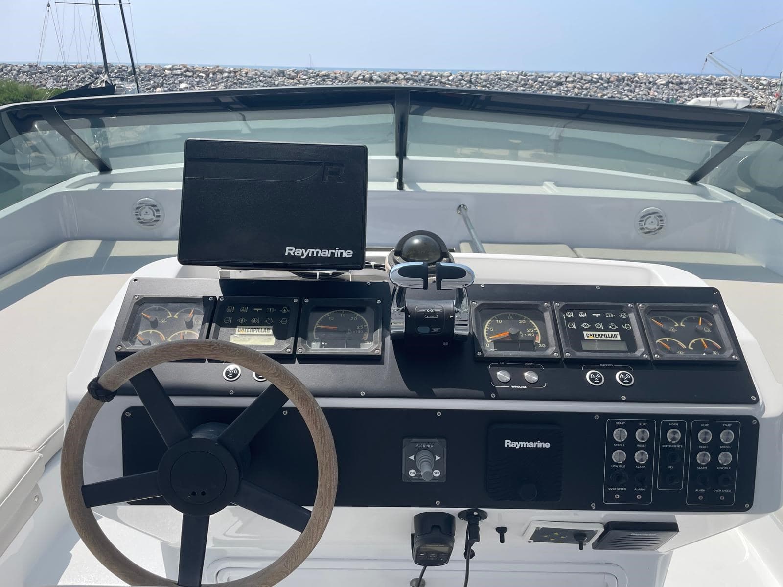 Fb Design (Fabio Buzzi) 80 - Deck View Fb Design (Fabio Buzzi) 80 - Deck View