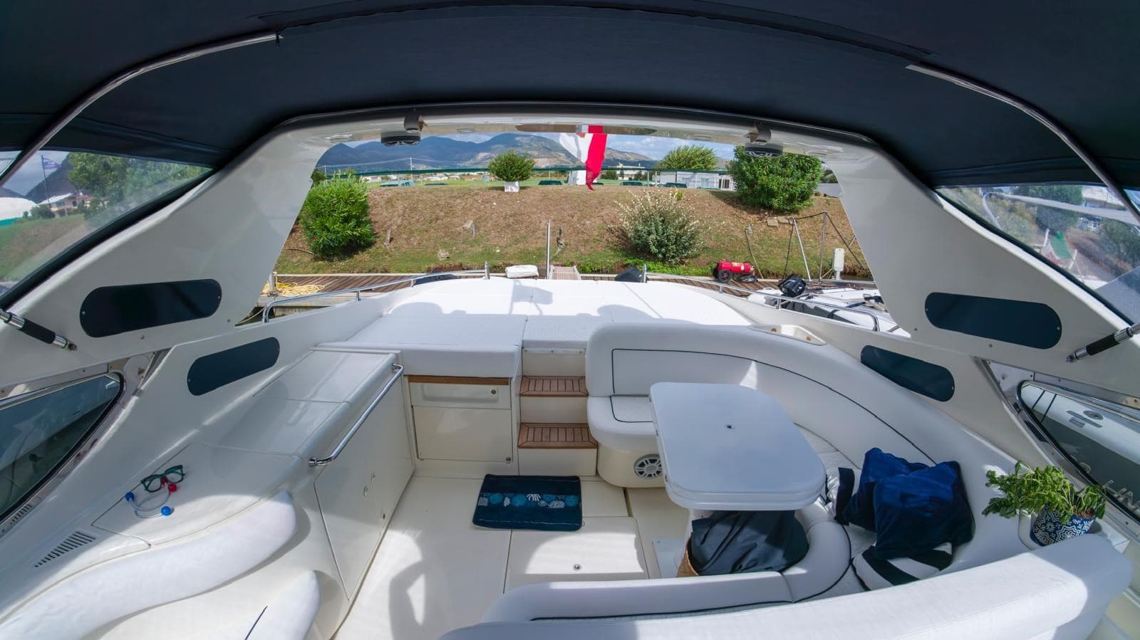 Cantieri di Sarnico Sarnico 58 - Deck View Cantieri di Sarnico Sarnico 58 - Deck View