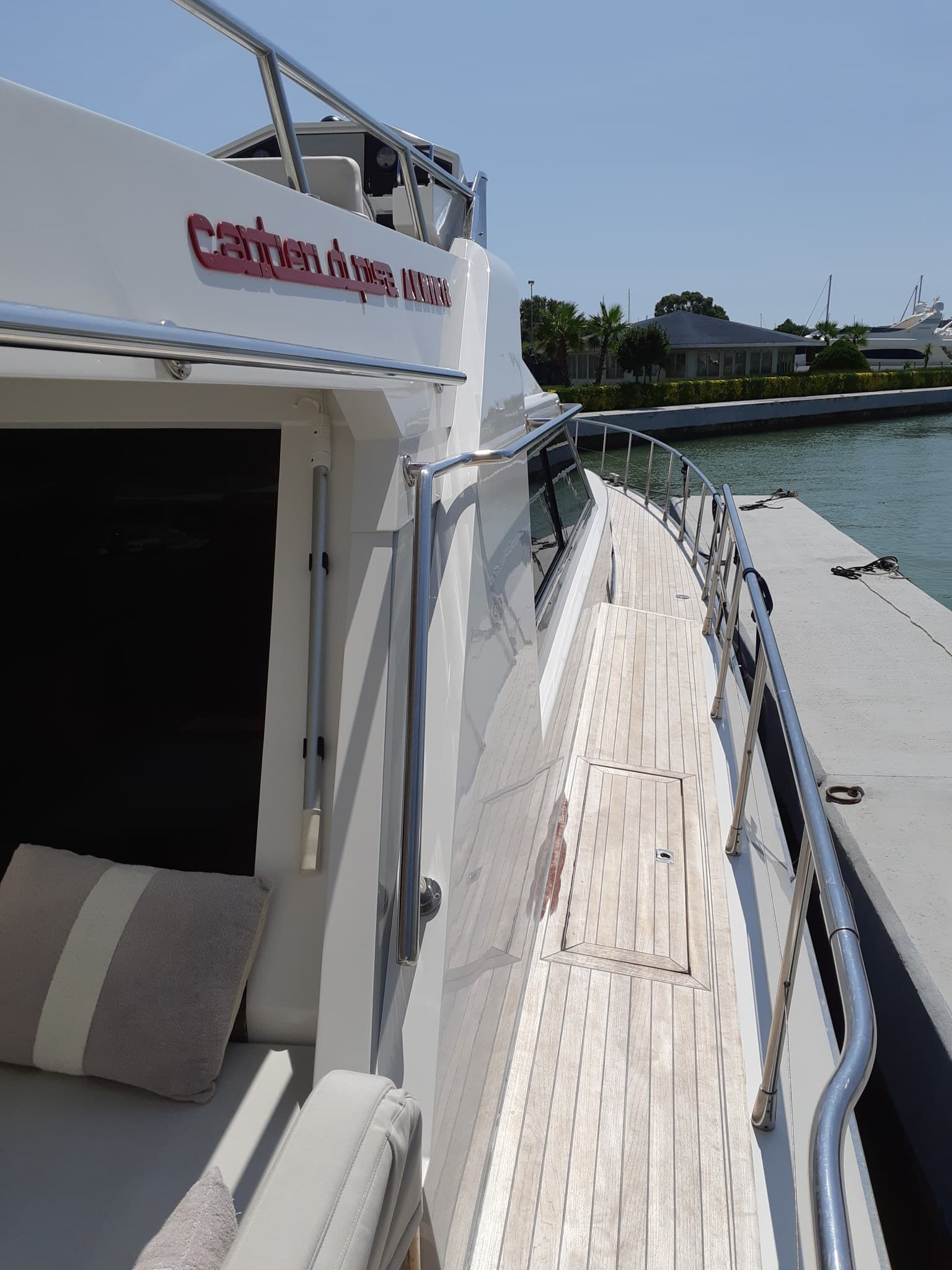 Cantieri di Pisa Akhir 18 F.B. - Interior View Cantieri di Pisa Akhir 18 F.B. - Interior View