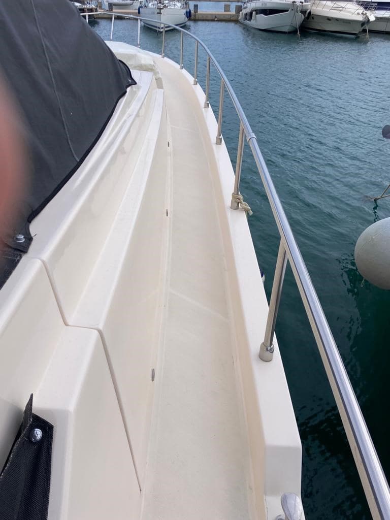 Cayman Yacht 62 Ht - Interior View Cayman Yacht 62 Ht - Interior View