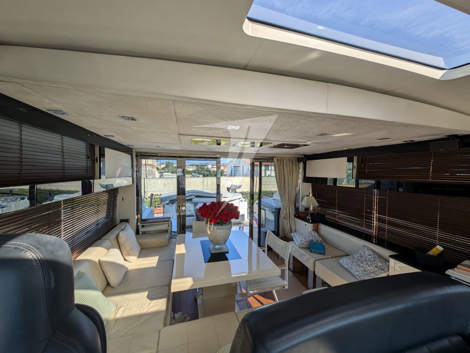 Sunseeker 64 Predator d'occasion - détail 4
