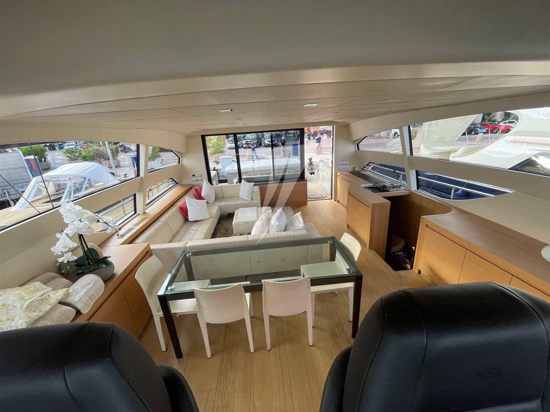 Pershing Pershing 80' usato - foto hero 9