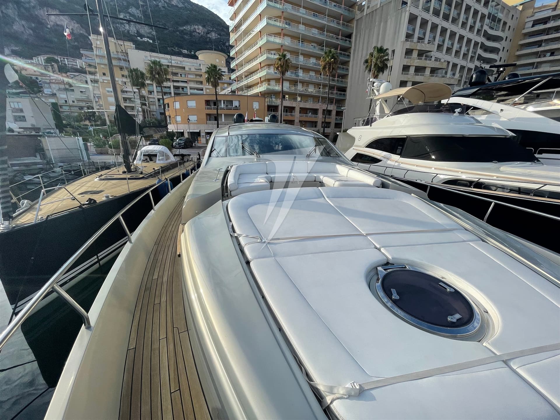 Pershing Pershing 80' usato - foto hero 5