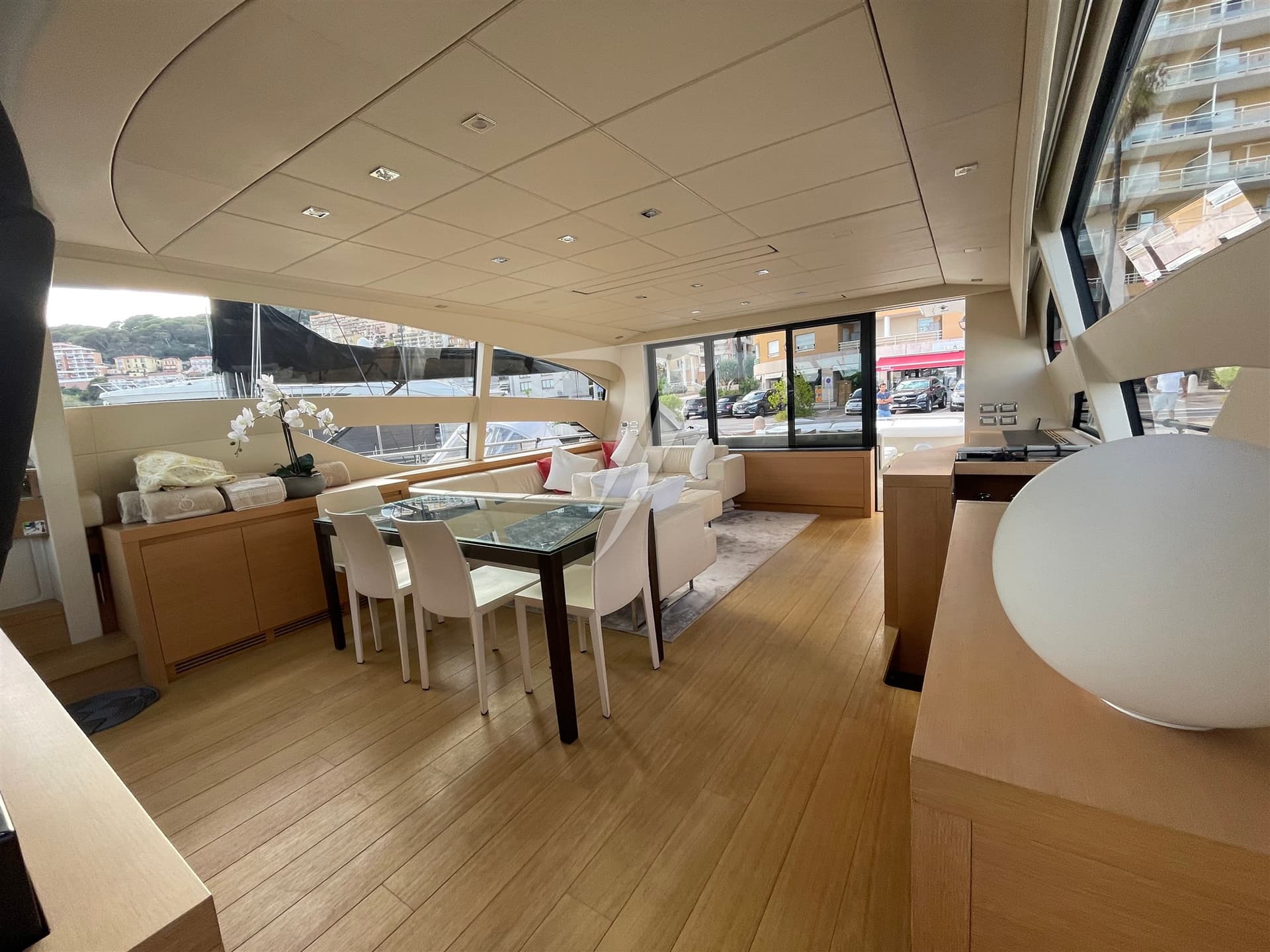 Pershing Pershing 80' usato - foto hero 8