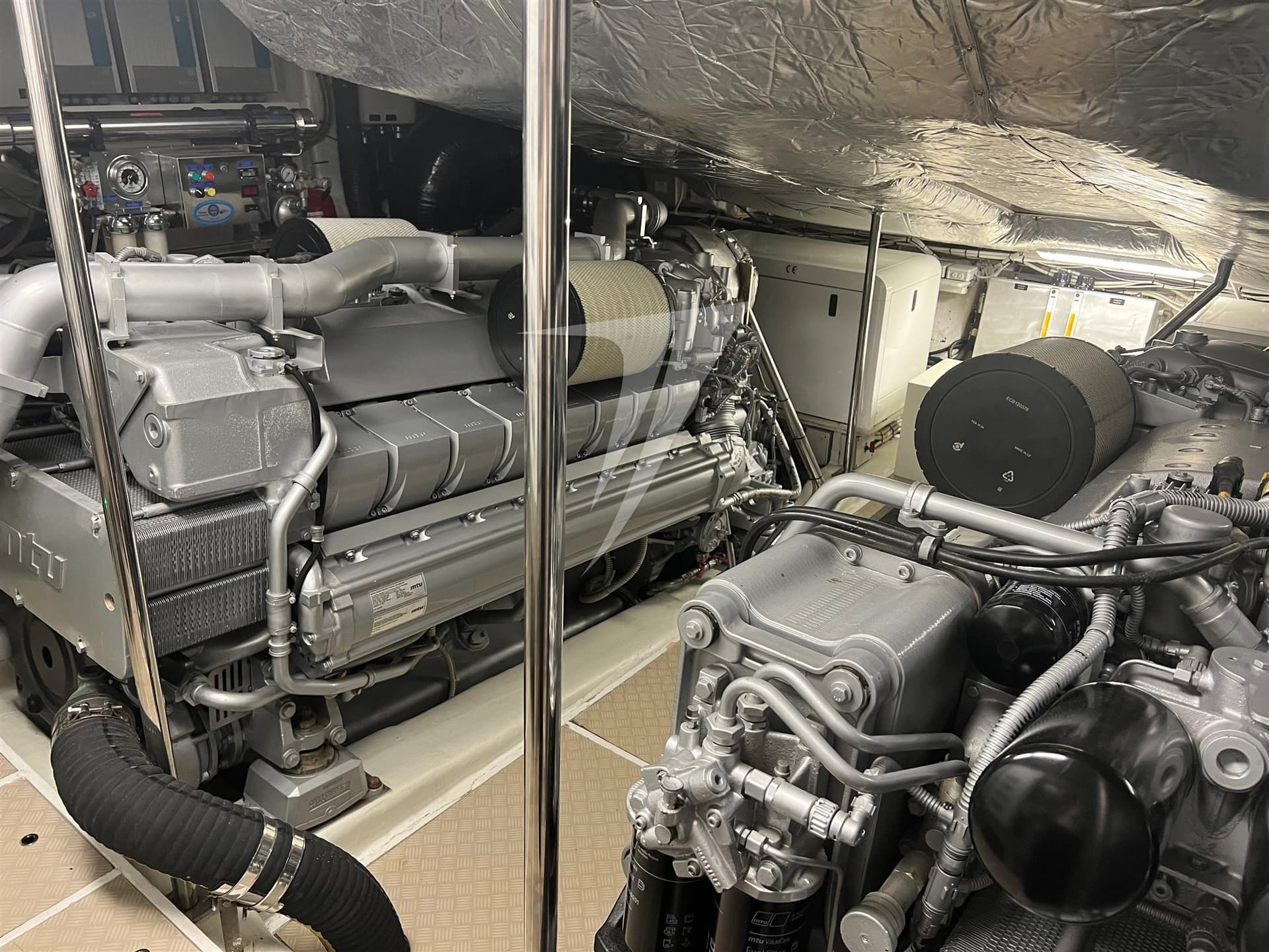 Pershing Pershing 90' usato - foto hero 24