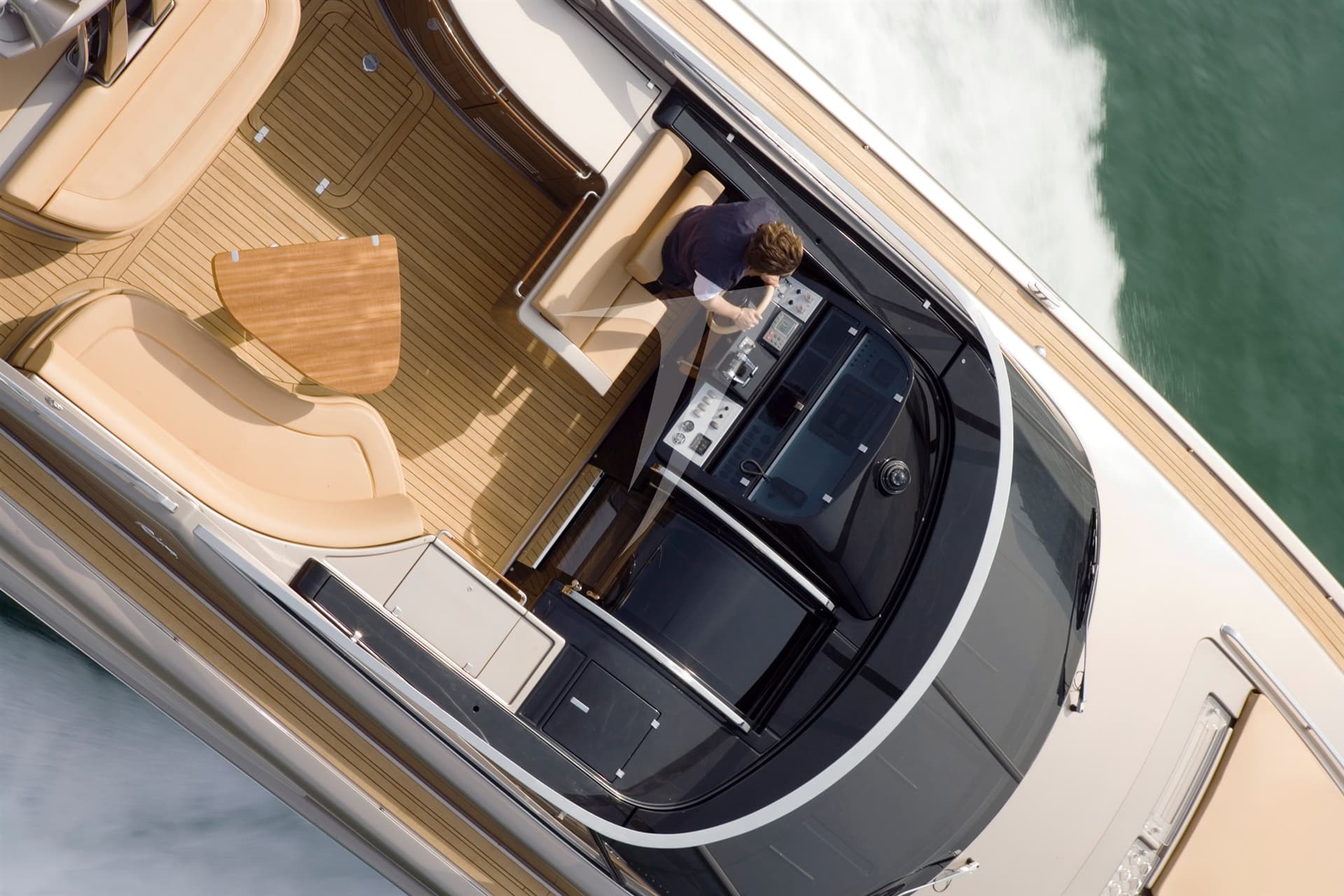 Riva 52 Rivale - Deck View Riva 52 Rivale - Deck View