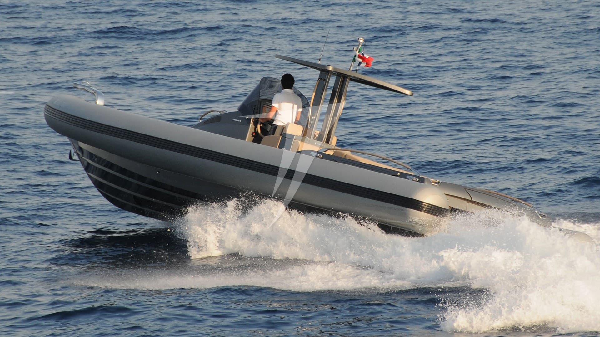 Dariel Phantasia - Main View Dariel Phantasia - Main View