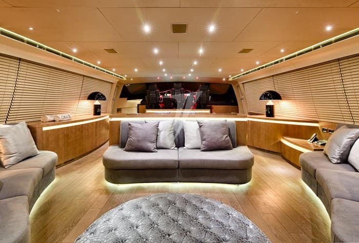 Pershing Pershing 115' usato - foto hero 10