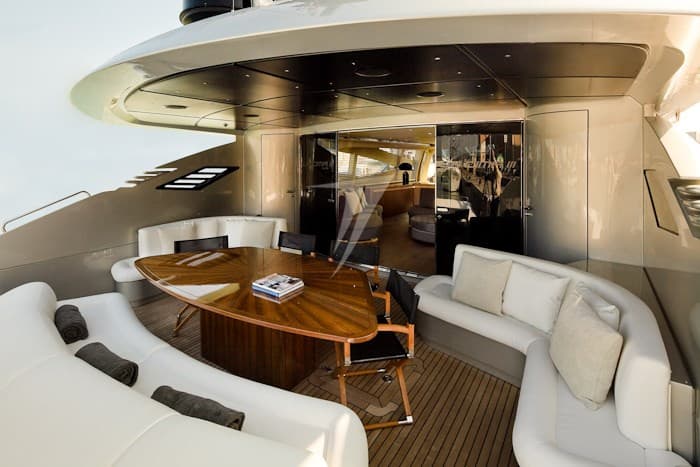 Pershing Pershing 115' usato - foto hero 6