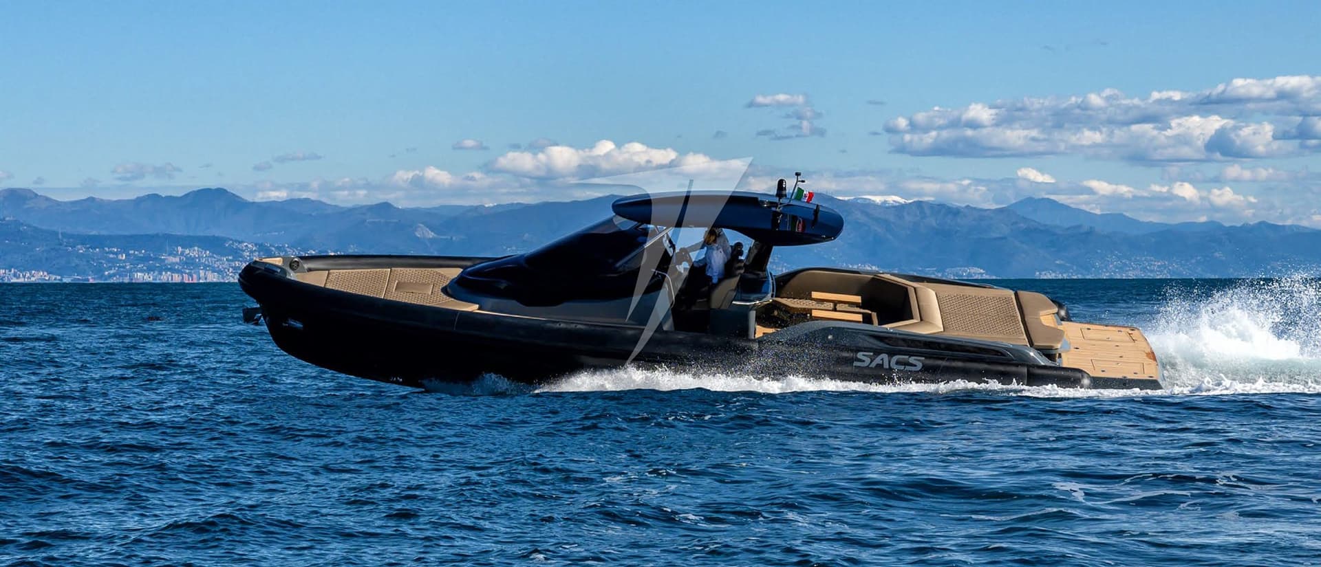 SACS Strider 15 - Interior View SACS Strider 15 - Interior View