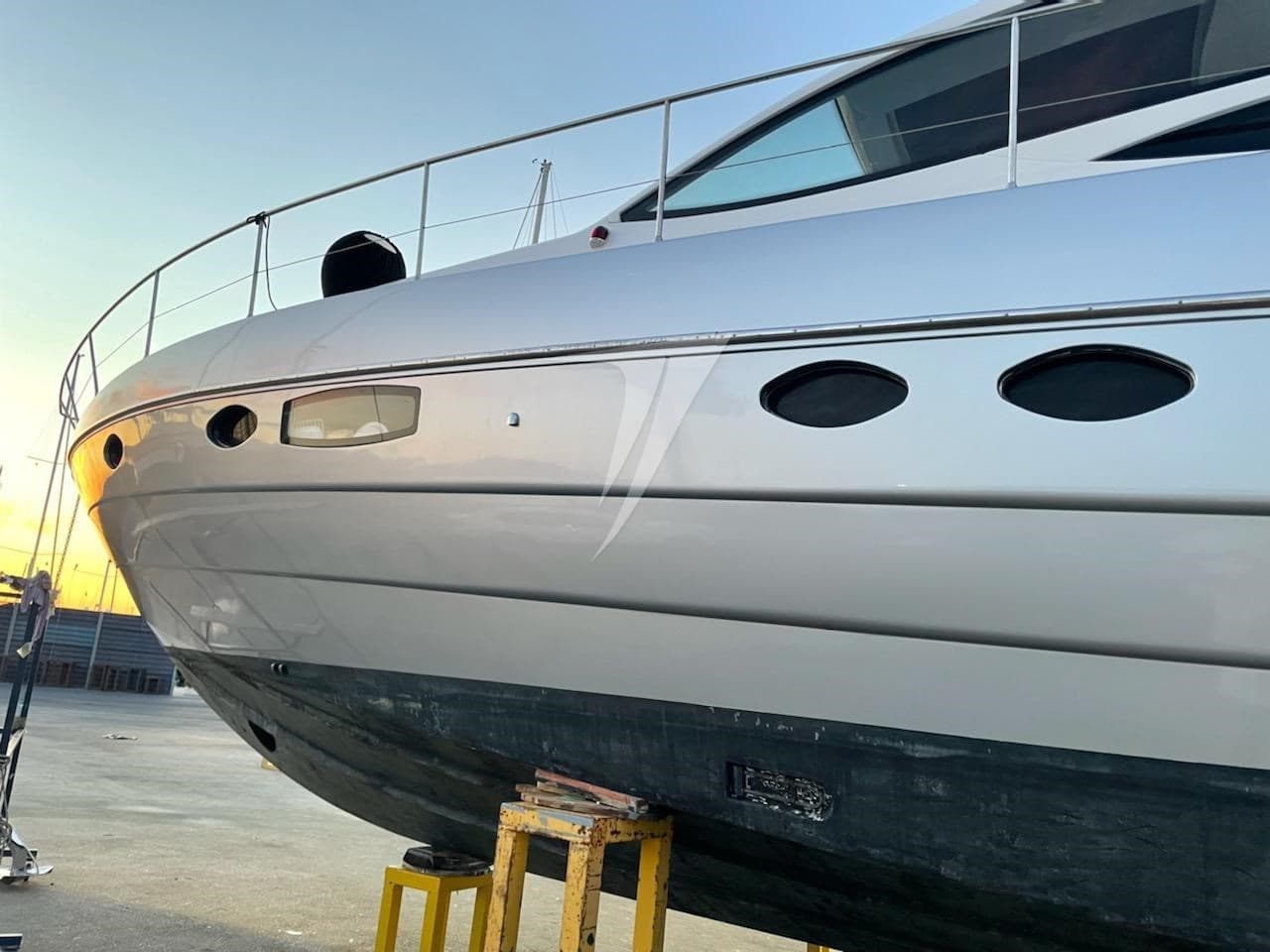 Pershing Pershing 46' - Deck View Pershing Pershing 46' - Deck View