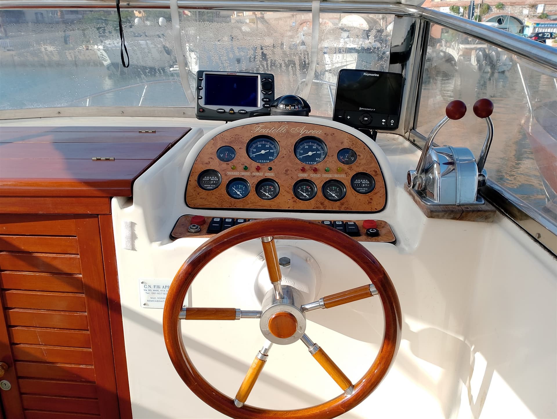 Fratelli Aprea Sorrento 7,50 - Detail View 1 Fratelli Aprea Sorrento 7,50 - Detail View 1