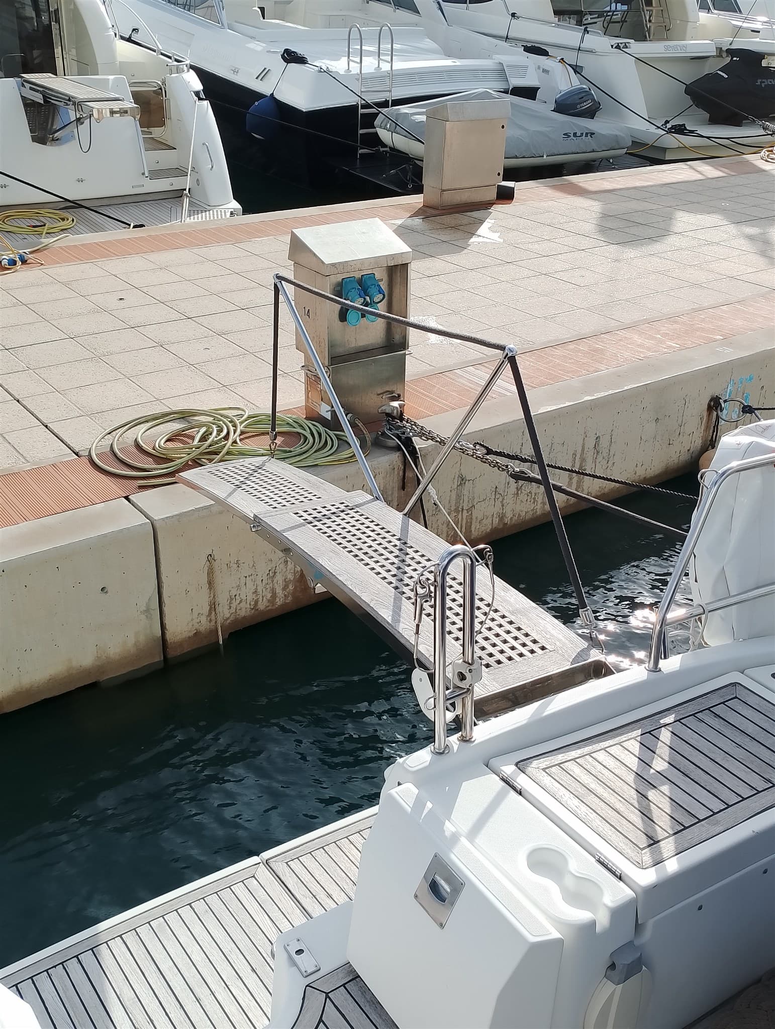 Beneteau OCEANIS 523 Clipper usato - foto hero 24
