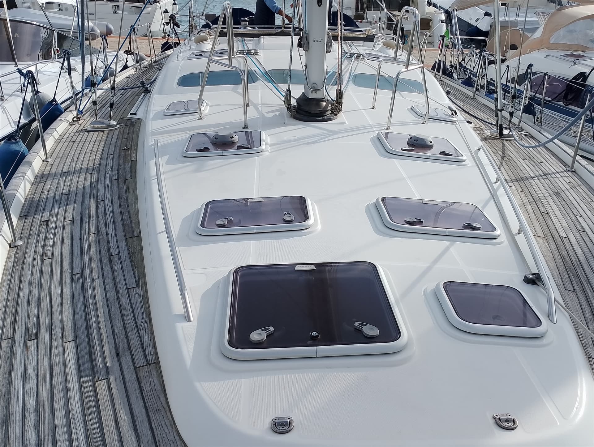 Beneteau OCEANIS 523 Clipper usato - foto hero 17