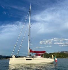 RM Yachts 970+ - Deck View RM Yachts 970+ - Deck View