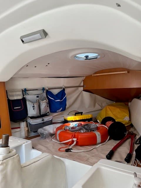 Beneteau First 21.7 - Deck View Beneteau First 21.7 - Deck View