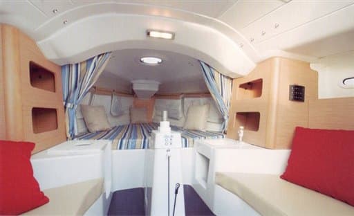 Beneteau First 21.7 - Interior View Beneteau First 21.7 - Interior View