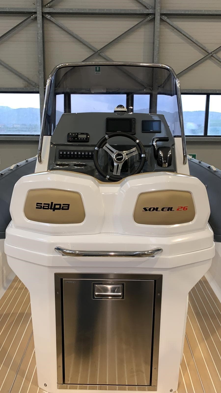 Salpa Soleil 26 - Deck View Salpa Soleil 26 - Deck View