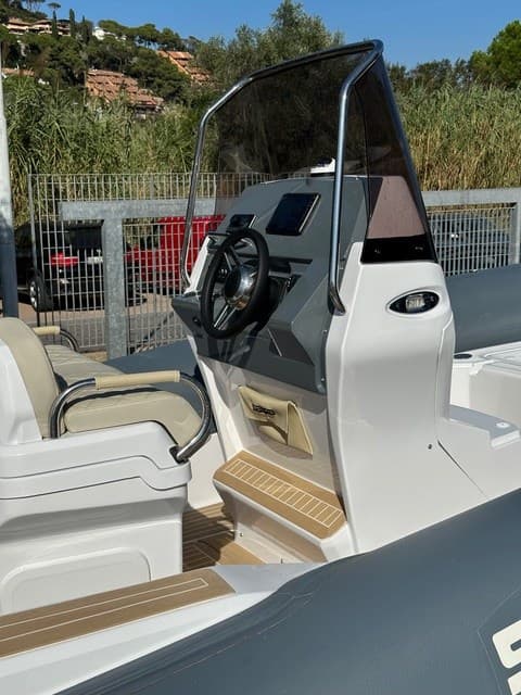 Salpa Soleil 26 - Detail View 1 Salpa Soleil 26 - Detail View 1